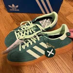adidas Handball Spezial Collegiate Green Semi Green Spark (women's)